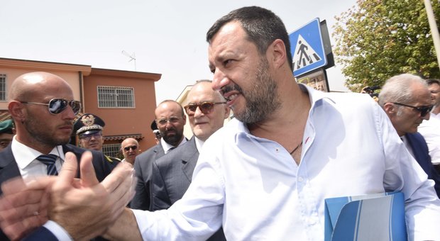Rubli da Mosca, Salvini contrattacca: “Ho già querelato in passato”. Il Pd chiede la convocazione in aula del vicepremier