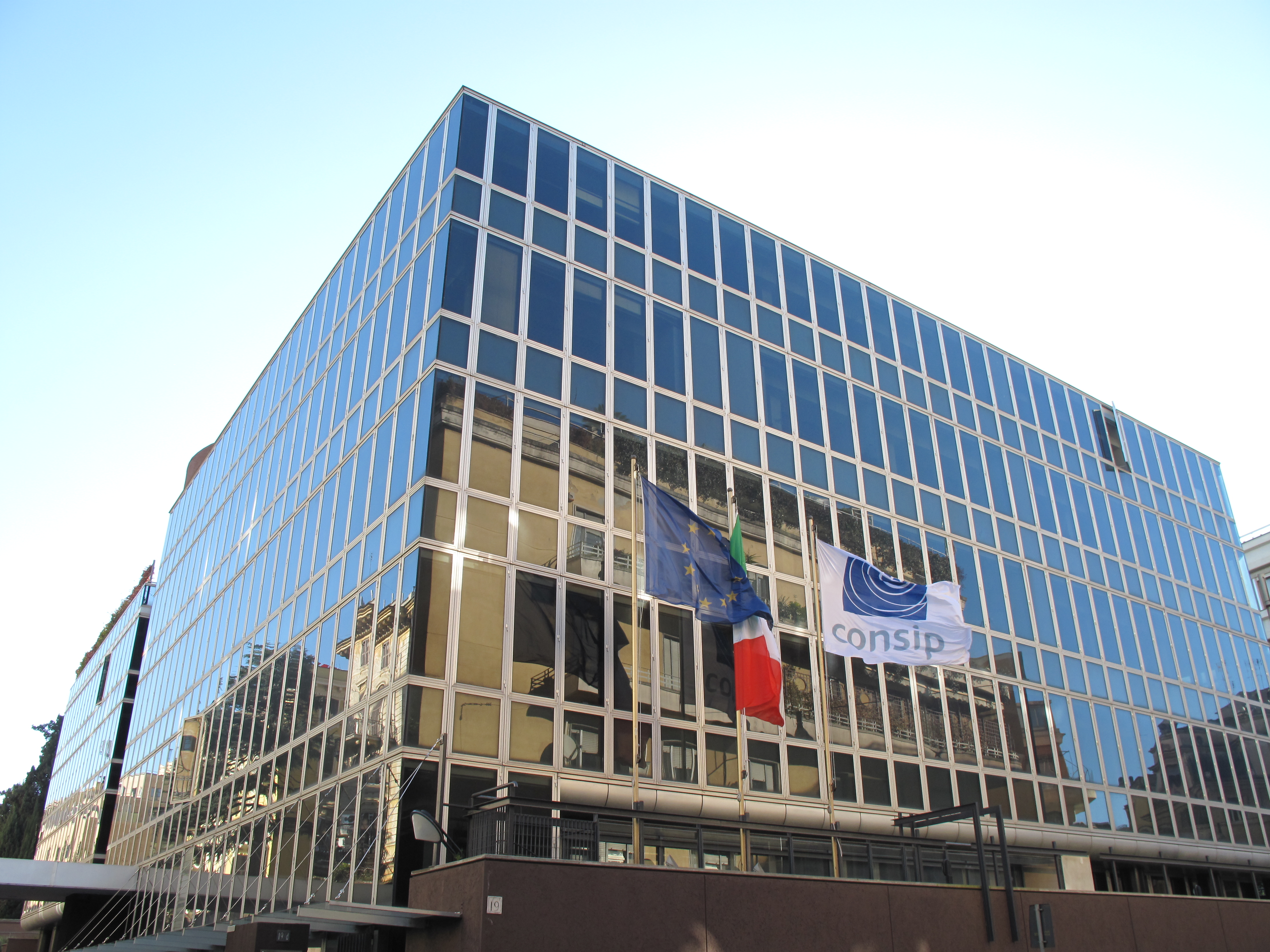 Acquisti nella Pa, in sei mesi spesi 6,1miliardi (+21%)
