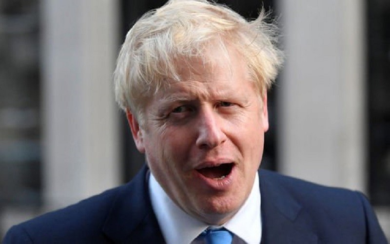 Sempre più complicata una Brexit radicale per Boris Johnson. Perde un seggio alla Camera dei Comuni e la sua maggioranza è strettissima (1 voto solo)