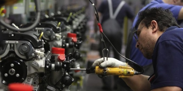Produzione industriale in calo dell’1,2%. I numeri dell’ Istat