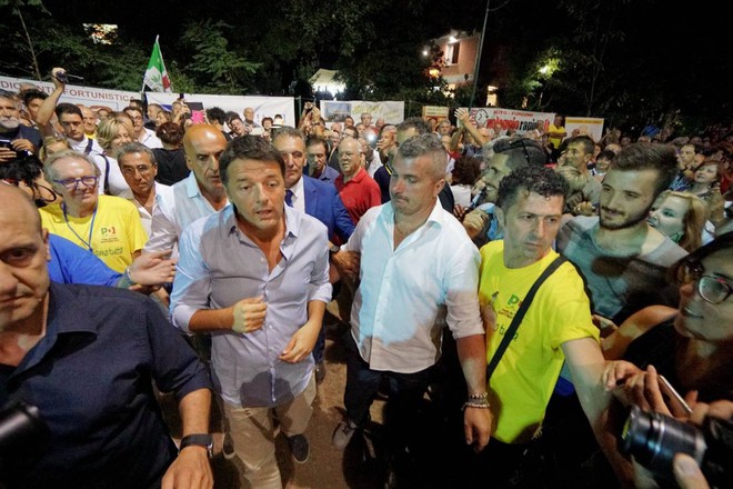 Renzi torna in pista, ma con il Pd è ormai ai ferri corti