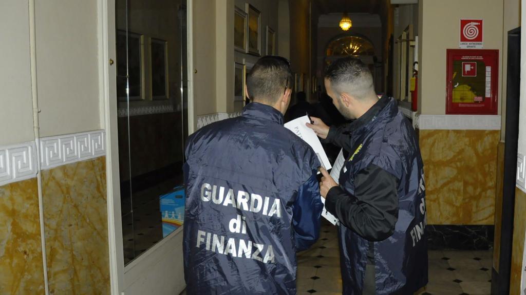 Case e vacanze, affitti irregolari in due casi su tre. L’indagine della Gdf