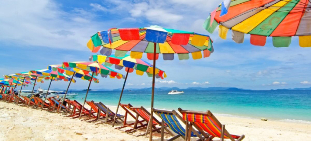 Estate e vacanze, spese ‘pazze’ per gli italiani (+5%)