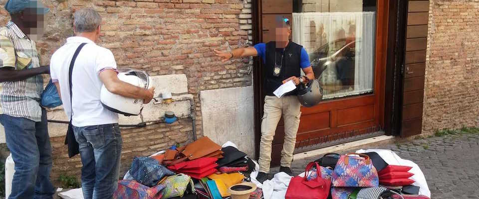 Abusivismo commerciale: controlli, sequestri e sanzioni a Roma