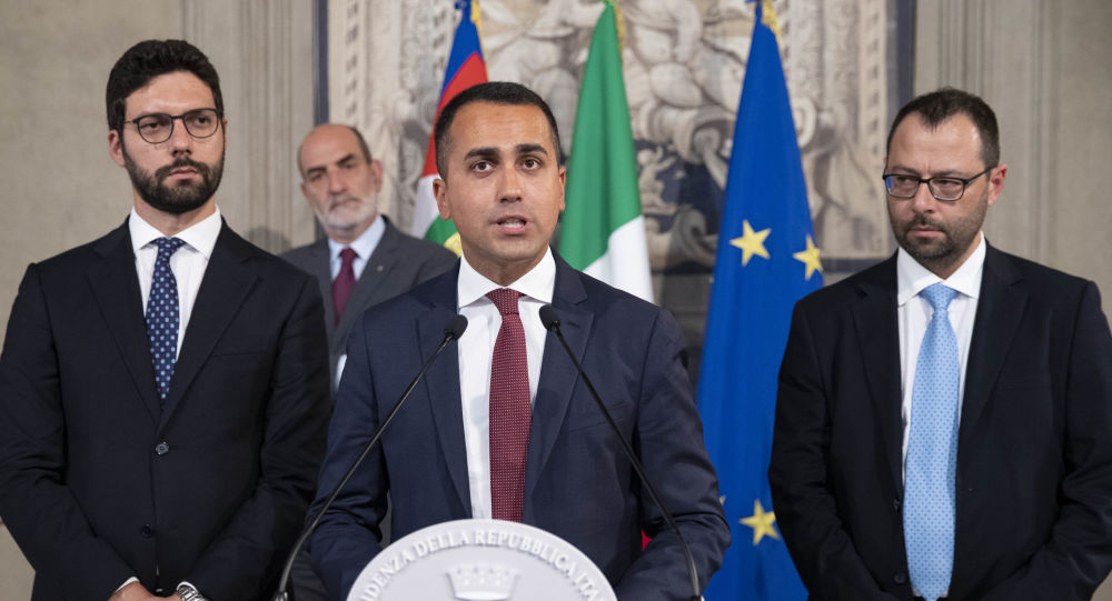 Di Maio (M5S): “Accordo politico con il Pd per Conte Premier”