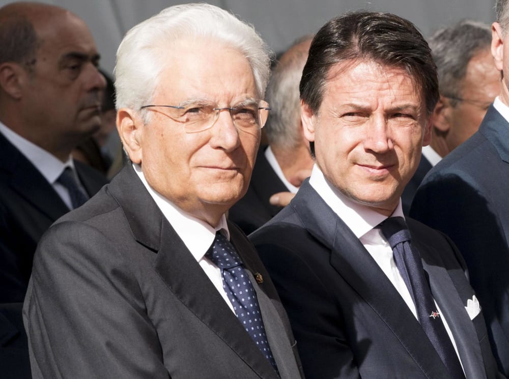 Crisi di Governo, Mattarella scommette su Conte. Il Premier dimissionario convocato domani alle 9.30 al Quirinale