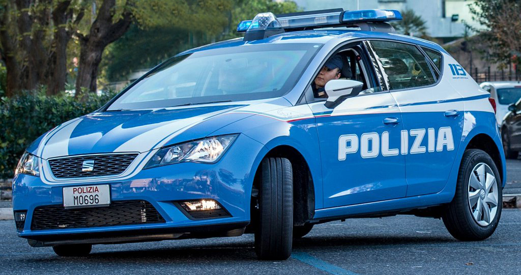 Vendeva vacanze inesistenti, arrestato