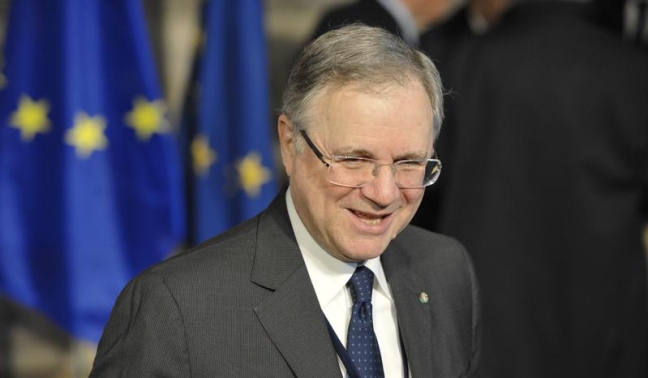 Visco (Banca d’Italia) e gli alibi di migranti, Ue e finanza