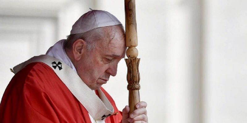 Papa Francesco: “La Chiesa non deve essere lontana dai bisogni della gente”. Se lo fa diventa “reperto museale”