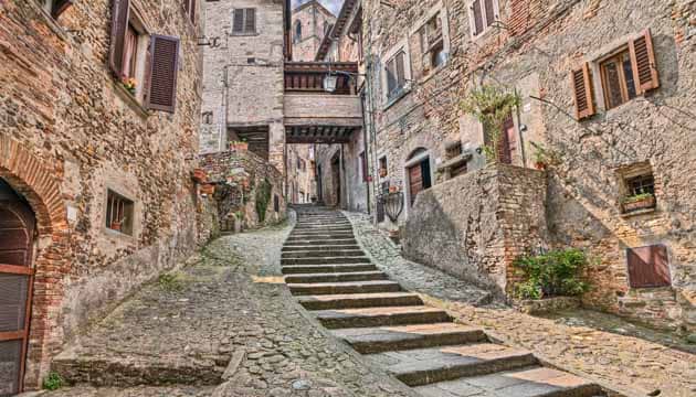 Turismo: la Top 10 dei borghi più popolari su Instagram secondo Holidu