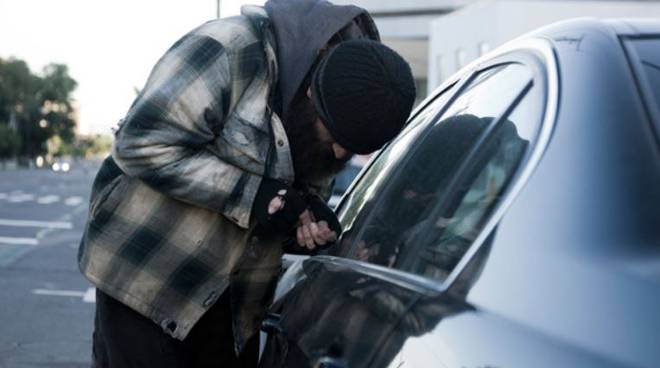 Gang dei furti in auto sgominata dai Carabinieri