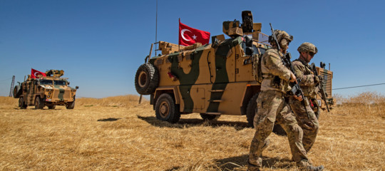Siria, la Turchia conta le prime vittime. Morto un soldato