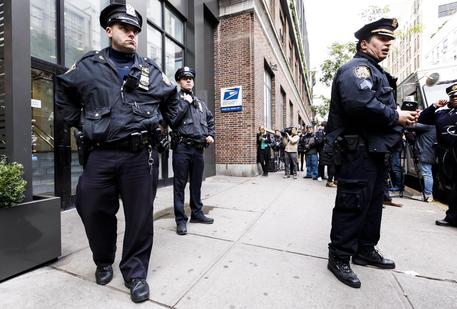 Sparatoria a New York, morti e feriti. Incerta la matrice