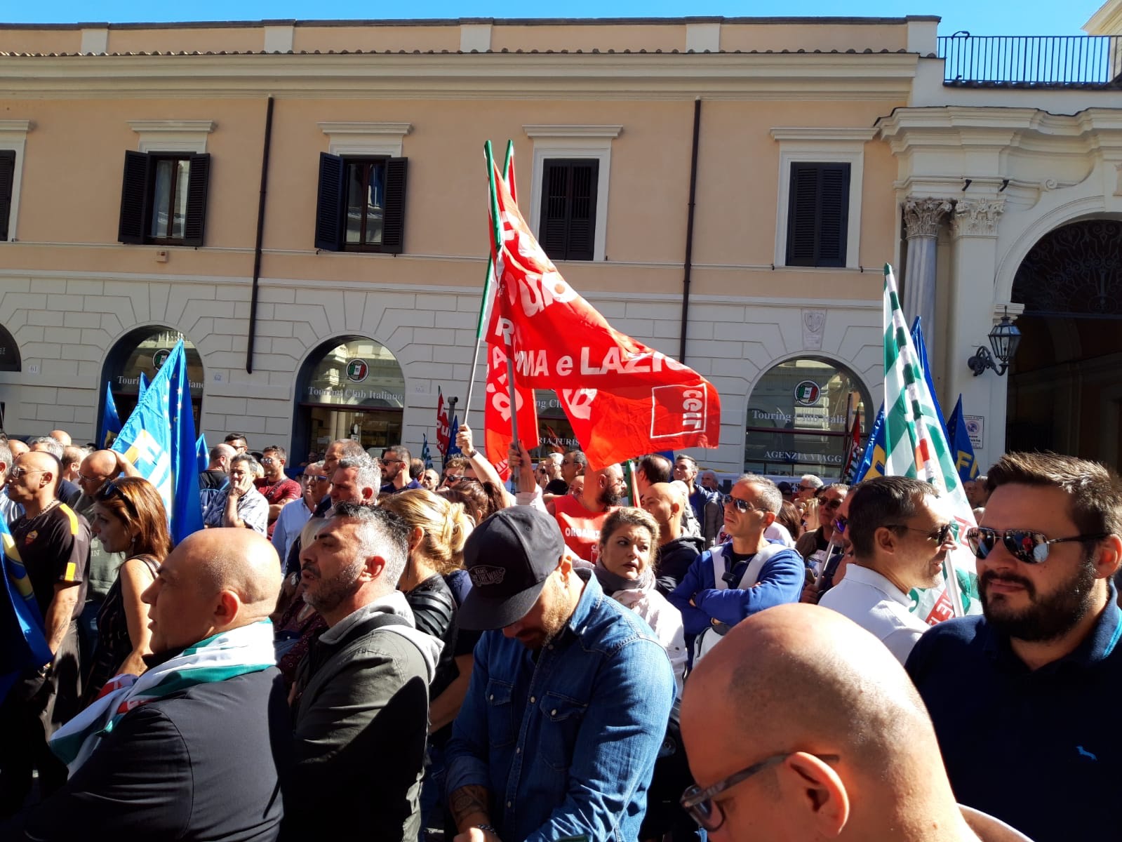 Sciopero e manifestazione a Roma dei lavoratori dell’Ama