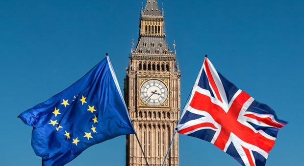 Brexit, finalmente c’è l’accordo. L’annuncio di Juncker (Ue) e Johnson (Gb)