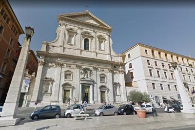 Statue indigene, a Roma per il Sindodo per l’Amazzonia, trafugate da Santa Maria in Traspontina e gettate nel Tevere
