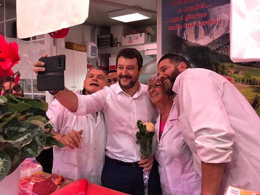 Petizione contro Virginia Raggi, Salvini: