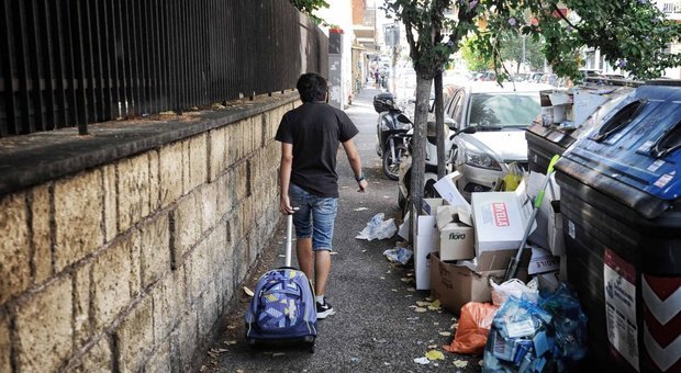 Scuole e ospedali, nessuna emergenza dai rifiuti. Maxi controlli di Ama