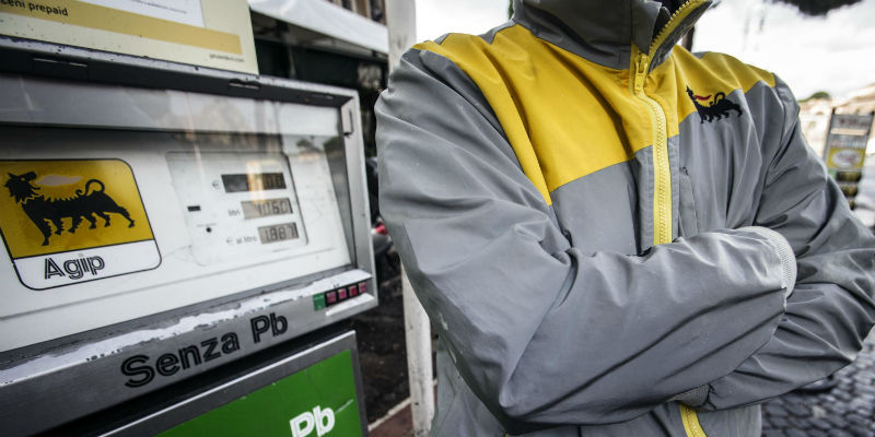 Benzina, 48 ore di sciopero. Distributori riaperti solo venerdì mattina