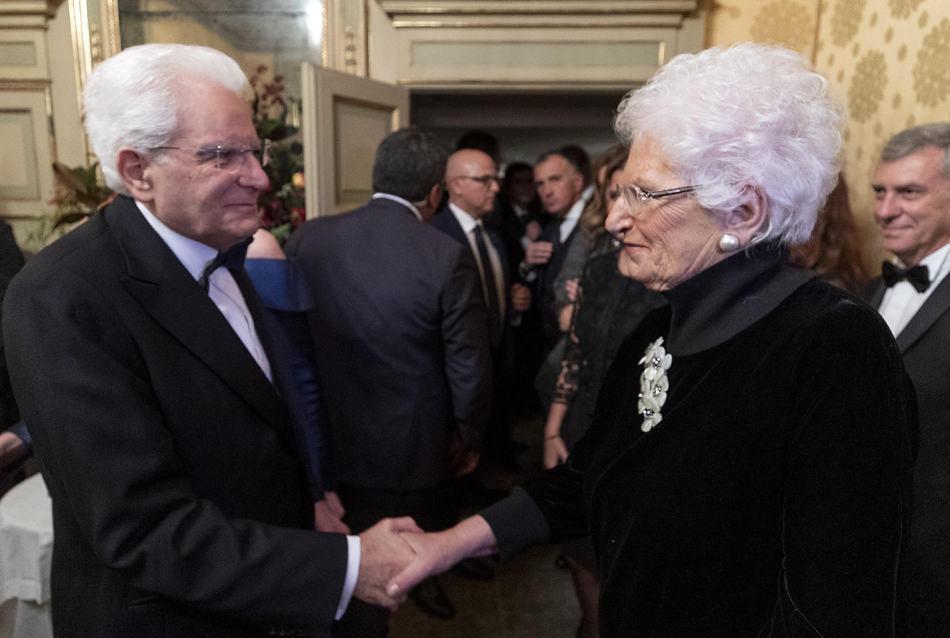 Mattarella: “Se serve la scorta a Liliana Segre, l’odio è concreto”
