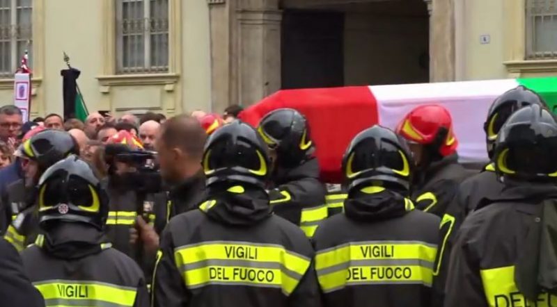 Alessandria e l’Italia hanno reso omaggio ai tre Vigili del Fuoco massacrati dall’incendio trappola in un cascinale