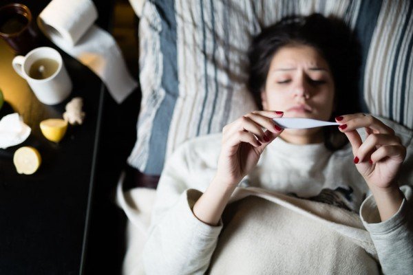 L’influenza mette a letto oltre 300mila italiani