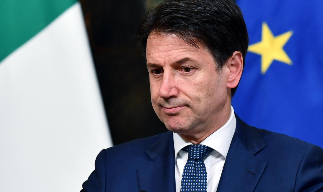 Conte annuncia il tagli delle tasse e Di Maio condivide