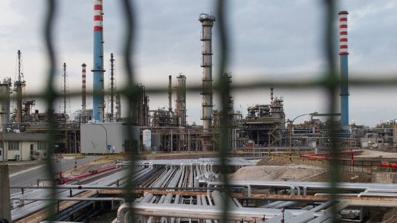 Arcelor Mittal, l’attività va avanti. Il 20 dicembre udienza