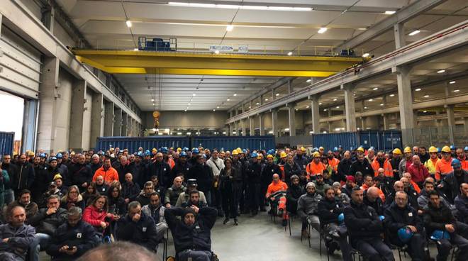Arcelor Mittal. La chiusura giudiziaria di Altoforno 1 e Acciaieria 1 e metà della due porterà cassa integrazione per 3500 lavoratori