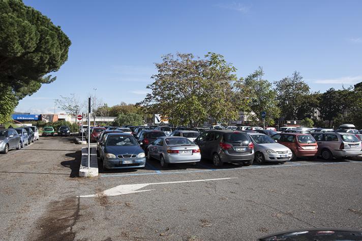 Tentavano di rubare auto in sosta al parking Anagnina, arrestati