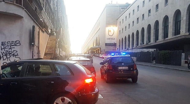 Controlli a tappeto dei Carabinieri alla Stazione Termini e all’Esquilino. Arresti e denunce