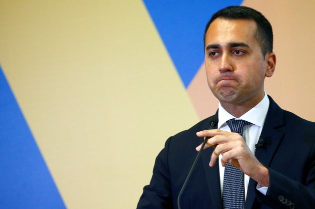 Di Maio lascia. Sulle sue spalle il peso del crollo e delle divisioni nel M5S