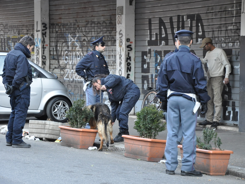 Droga, retata della Polizia di Stato a San Basilio. 11 arresti