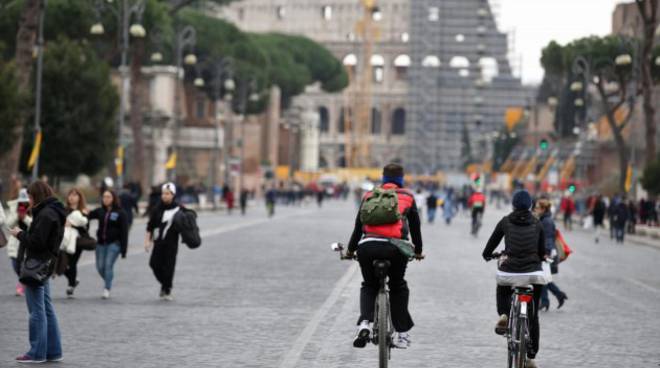 Qualità dell’aria. 9 febbraio seconda Domenica ecologica. 23 febbraio e 29 marzo le prossime date