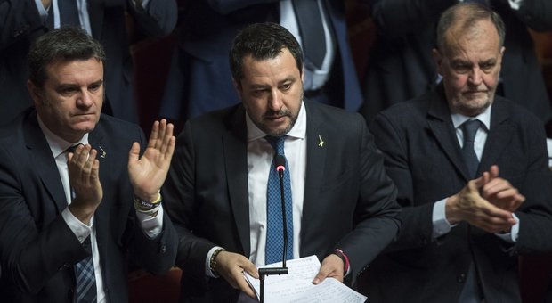 Salvini: “Conto si possa votare entro quest’anno”. Incogite dai processi possibili