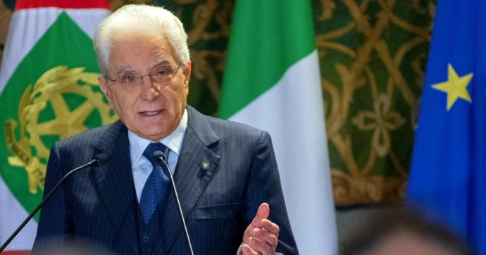 Mattarella: “La conoscenza aiuta la responsabilità ed è un antidoto a paure irrazionali immotivate, come avviene talvolta anche in questi giorni”