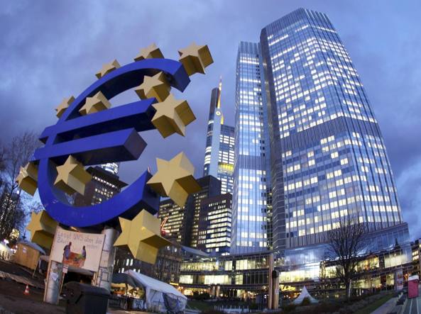 Dopo le gaffe della Lagarde, Bce annuncia un piano da 750 mln