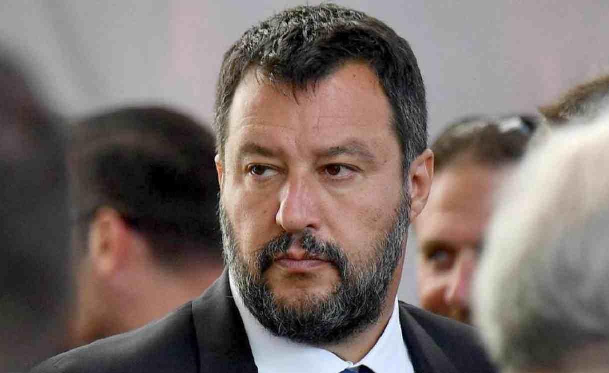 Salvini: “Mi ha chiamato Mattarella, abbiamo discusso di come collaborare, di come aiutare l’Italia… Ora aspetto che mi chiamo Conte”