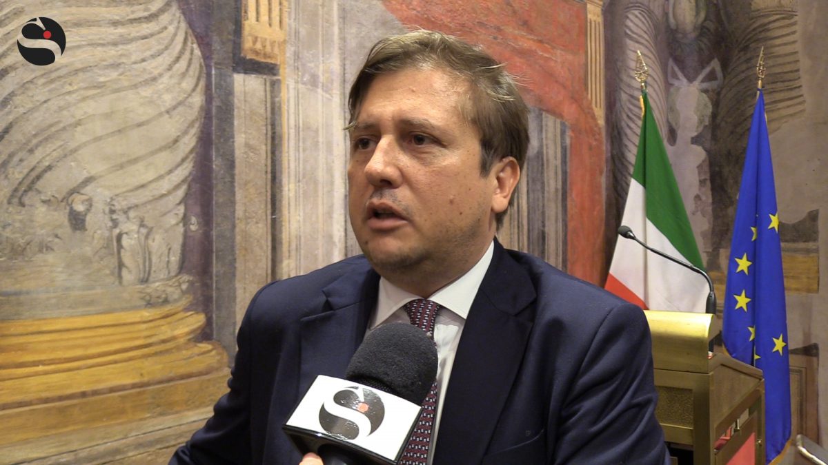 Sileri: “Ecco perchè il tasso di mortalità in Italia è più alto”
