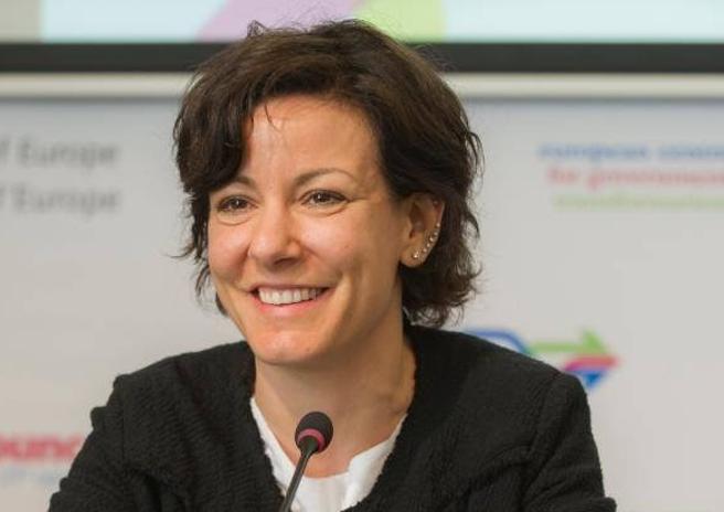 La ministra Pisano (Innovazione) e l’app per tracciare i contatti