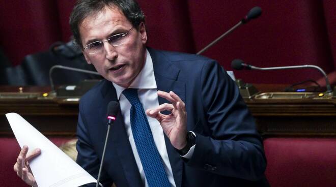Boccia: “Troppo presto per dare indicazione su quale attività si potranno riaprire”