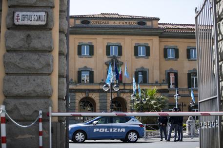 Coronavirus, D’Amato: “Sabotato laboratorio al San Camillo”