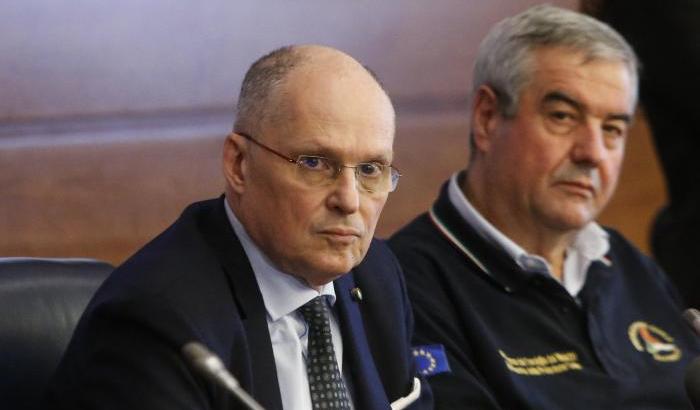 Ricciardi (Oms): “Imparare dagli errori e usare il tempo, un mese, per preparaci bene alla riaperura”