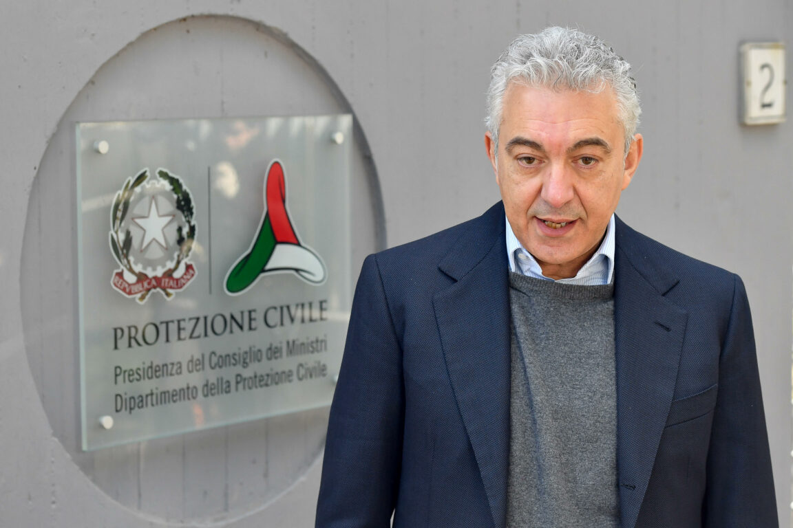 Appello del Commissario Arcuri: “Bisogna continuare a restare a casa”