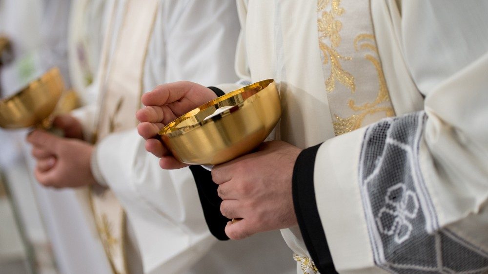 Il tributo a Covid dei Sacerdoti italiani, il bilancio è di 100 morti