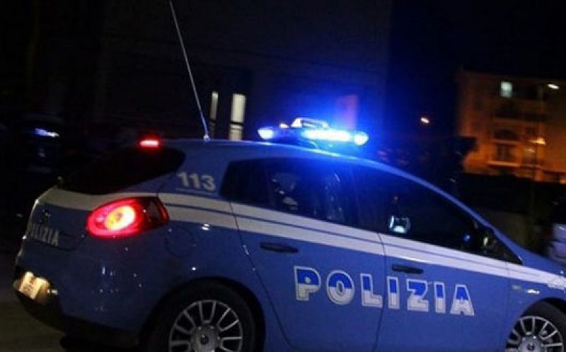 San Giovanni, aggredisce a calci e pugni la compagna e ferisce anche la figlioletta di tre mesi. Arrestato romano 40enne