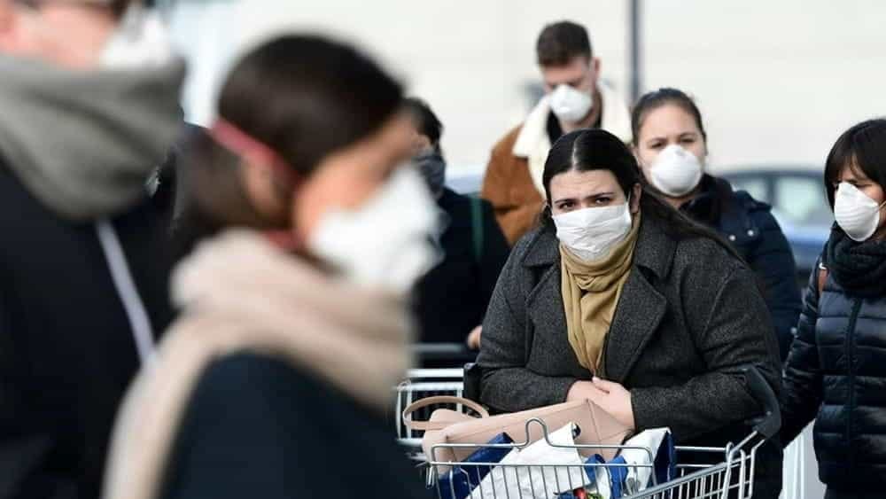 Toscana apripista nella difesa da Covid, mascherine protettive obbligatorie