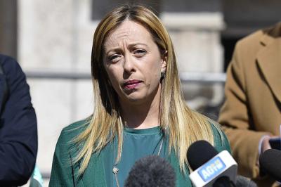 Meloni: “Troppi italiani in difficoltà. Troppo lunghe le pratiche per la Cig”