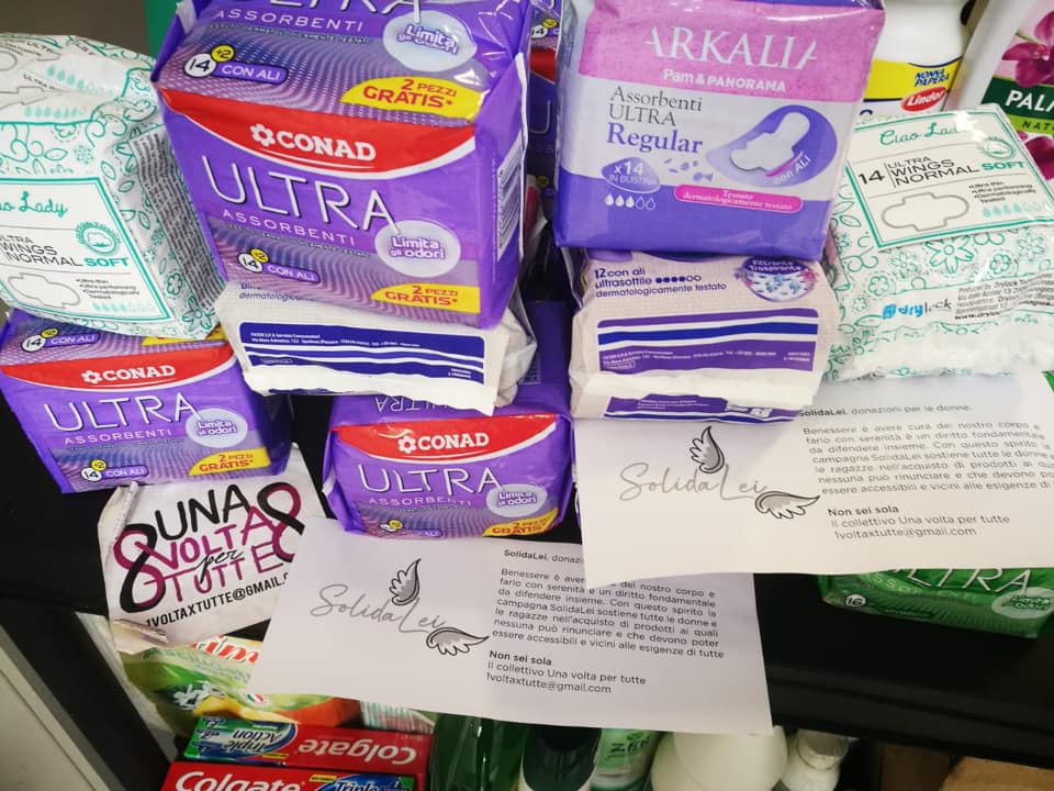 Campagna solidale in VIII Municipio e insieme a olio, legumi e pasta arrivano anche gli ‘assorbenti’ sospesi