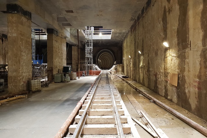 Raggi: “Posato collegamento Metro C tra Colosseo e Fori
